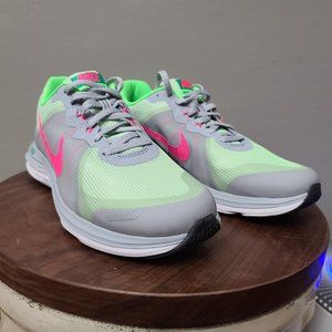 Women's Tennis Shoes